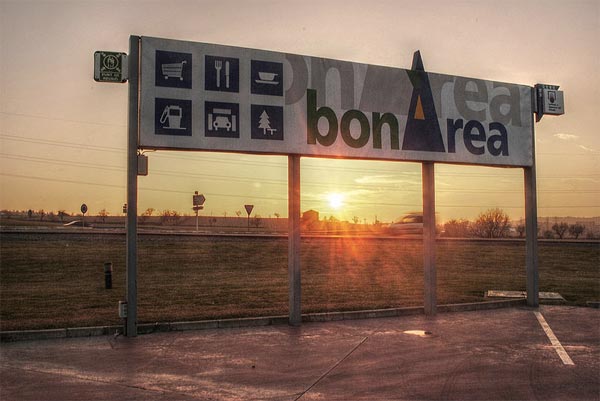 Foto del cartel de una estación de descanso de Bonarea