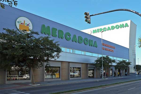 Foto del exterior de un Mercadona